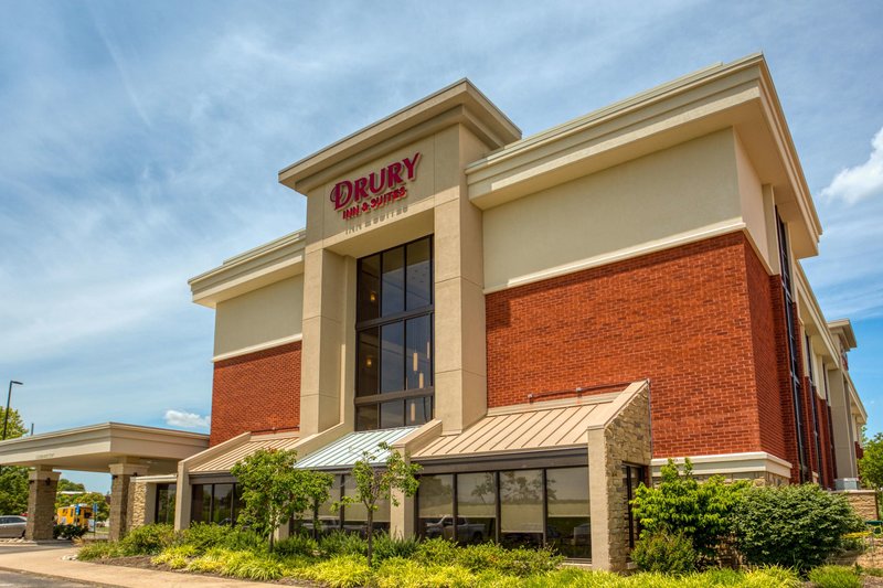 Drury Inn & Suites St. Louis Fairview Heights