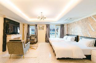 gallery tourist hotel