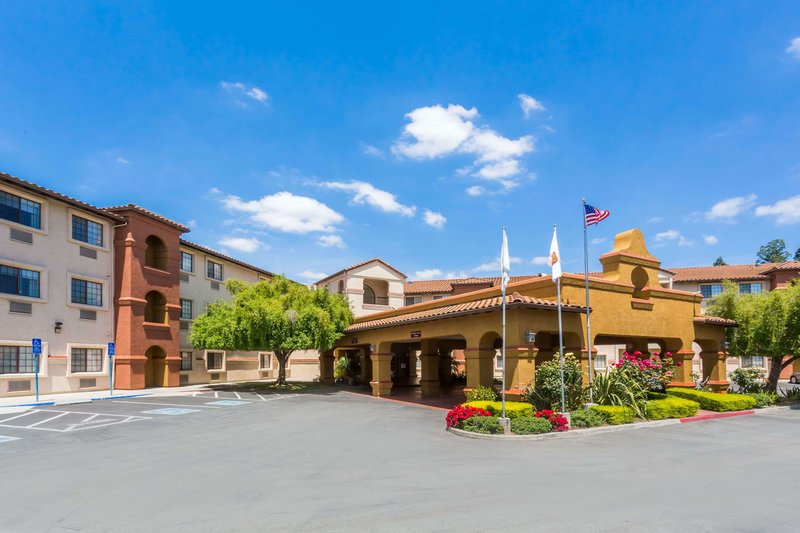 Wyndham Garden San Jose Silicon Valley,San Francisco>>Coyote,3 star