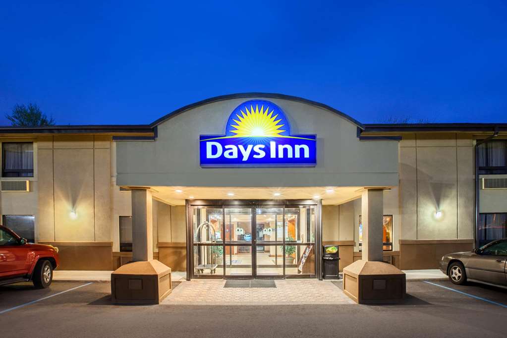 Days Inn By Wyndham Iselin / Woodbridge,Linden>>Iselin,2 star