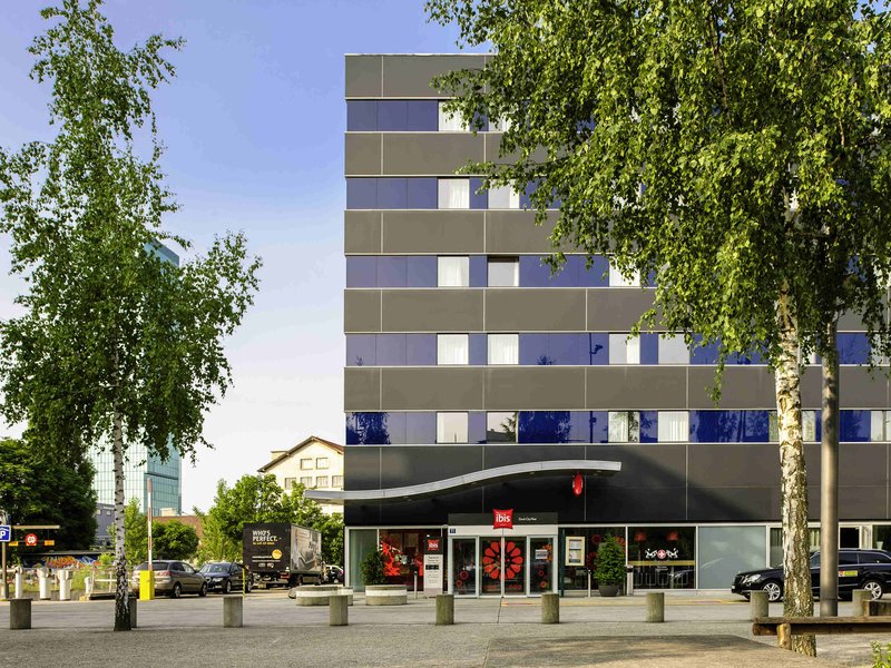 ibis zurich city west