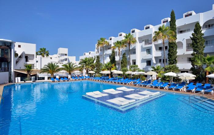 sol cala dor apartments