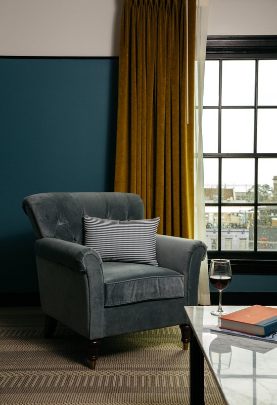 Emeline,Near College Of Charleston,4 star
