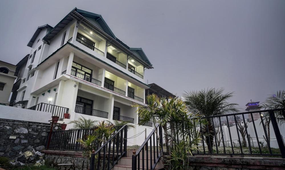 Treebo Spring Birds - Kainchi Dham,,3 star