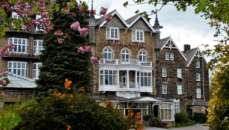 cairn hotel