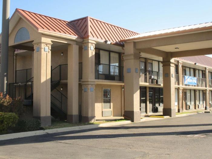 Motel 6 Bossier City, La,Near Bossier Towne Center Shopping Center,2 star