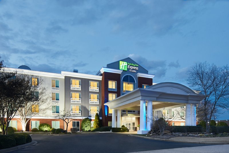 Holiday Inn Express & Suites I-26 & Us 29 Westgate