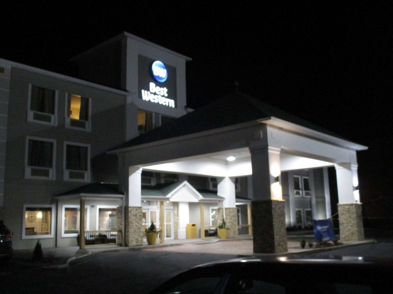 Regency Inn & Suites,In O'fallon,3 star