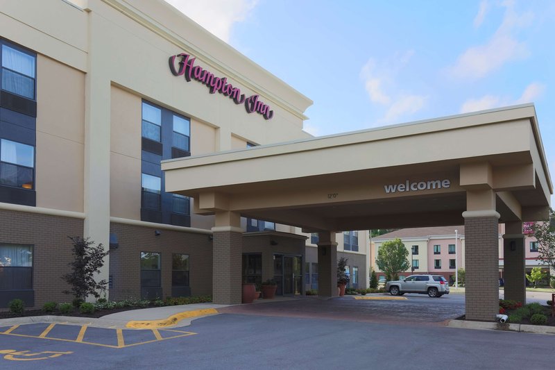Hampton Inn St. Louis/Fairview Heights,Caseyville>>Belleville,2.5 star