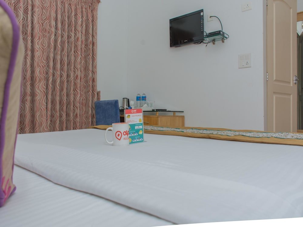 kailas holiday inn kovalam