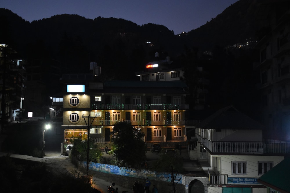 Omni Hotel,Kangra>>Dharamshala,3 star