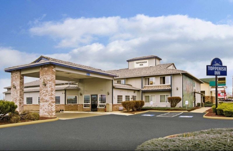 Toppenish Inn And Suites,In The Mountains,3 star
