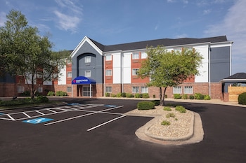 candlewood suites st robert by ihg