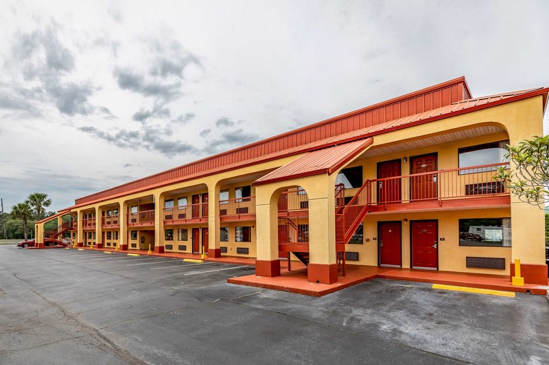 econo lodge cumberland