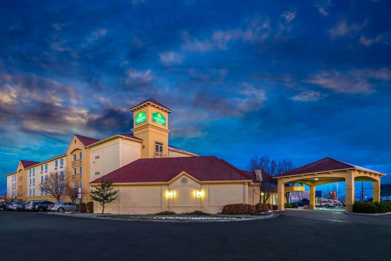 la quinta inn and suites by wyndham pueblo