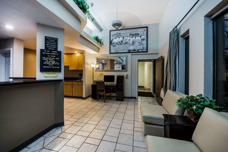 Super 8 By Wyndham Pueblo,Pueblo>>Colorado Springs,2 star