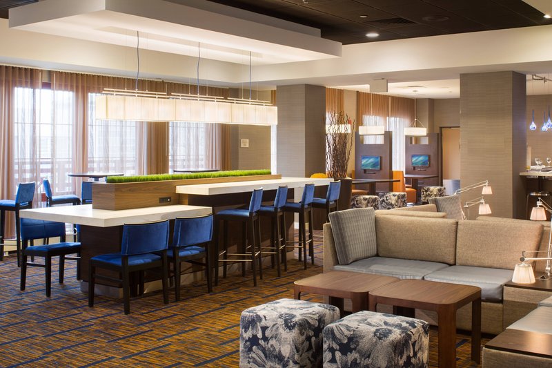 Courtyard By Marriott Providence Downtown,Providence County>>East Providence,3.5 star