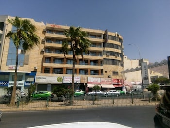 ahla tlah seaview hotel