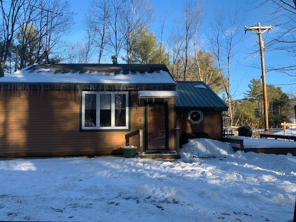 Brook Road Cabin,Goshen>>Ascutney,3.5 star
