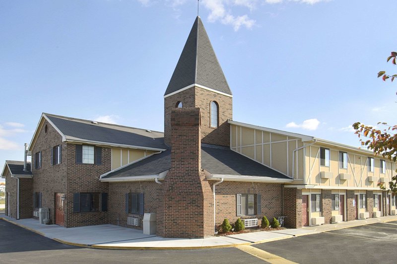 Days Inn By Wyndham Concordia,Higginsville>>Concordia,2 star