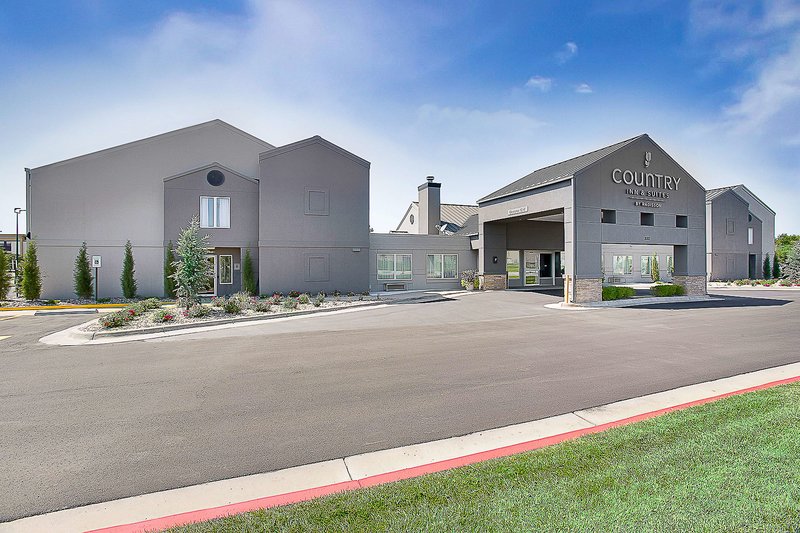 country inn and suites by radisson wichita east ks