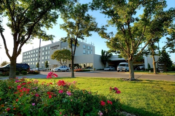 doubletree by hilton hotel wichita airport