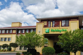 Holiday Inn Pewaukee - Milwaukee West By Ihg,Milwaukee>>Brookfield,3 star