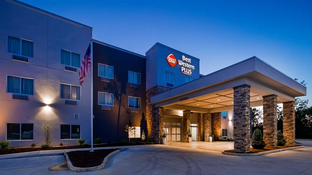 Best Western Plus Parkside Inn & Suites,Newton>>Bridgeport,2.5 star