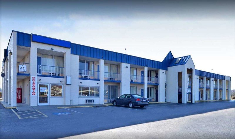 Knights Inn Lumberton,North Carolina>>Lumberton,2 star