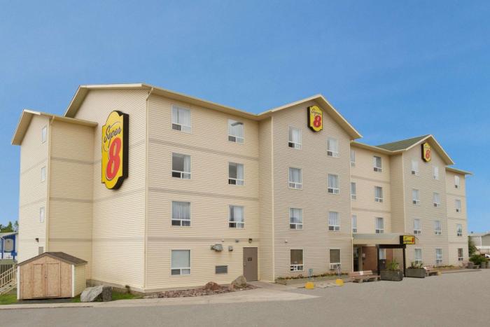 Super 8 By Wyndham Yellowknife