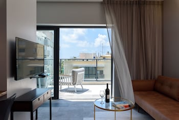 The Roof - By Sea Land Suites,Tel Aviv Beaches>>Tel Aviv,1 star