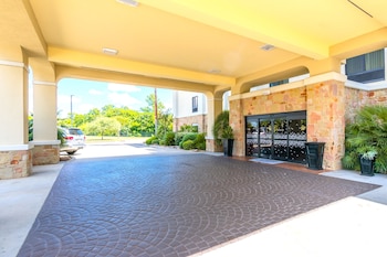 hampton inn and suites college station