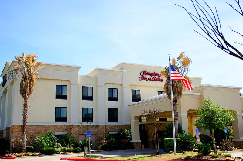 hampton inn and suites college station