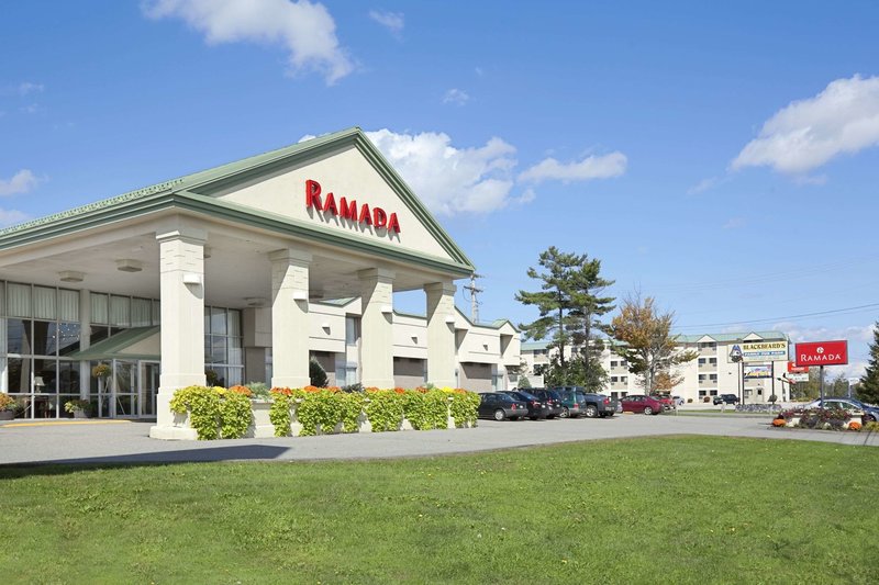 Bangor Grande,Bar Harbor>>Bangor,2.5 star