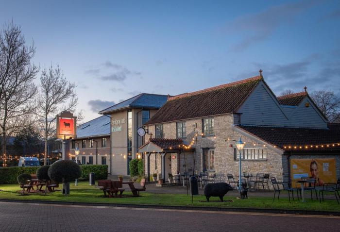 lodge at bristol