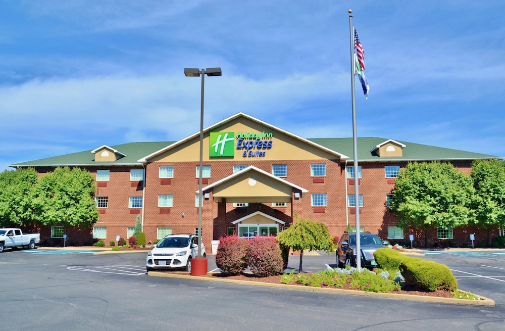 Holiday Inn Express & Suites Center Township By Ihg,Beaver Falls>>Beaver,3 star