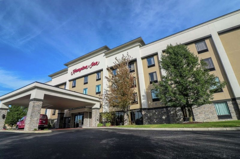 hampton inn cleveland airport tiedeman road