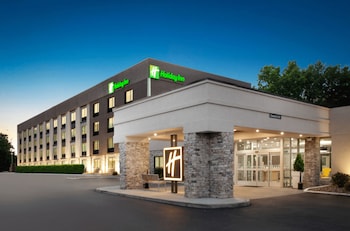 Holiday Inn Cleveland-Mayfield By Ihg,Lyndhurst>>Cleveland,3 star
