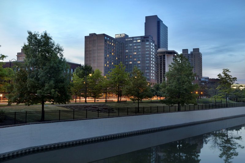 Hilton Garden Inn Toledo Downtown,In Toledo (Downtown Toledo),3 star