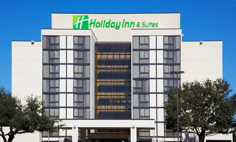 Holiday Inn Hotel And Suites Beaumont Plaza I 10 A