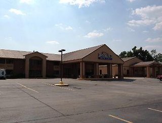 clarion pointe marshall