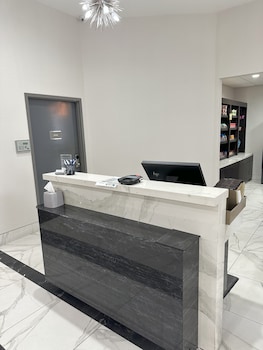 La Quinta Inn & Suites By Wyndham Dallas Downtown,,3 star