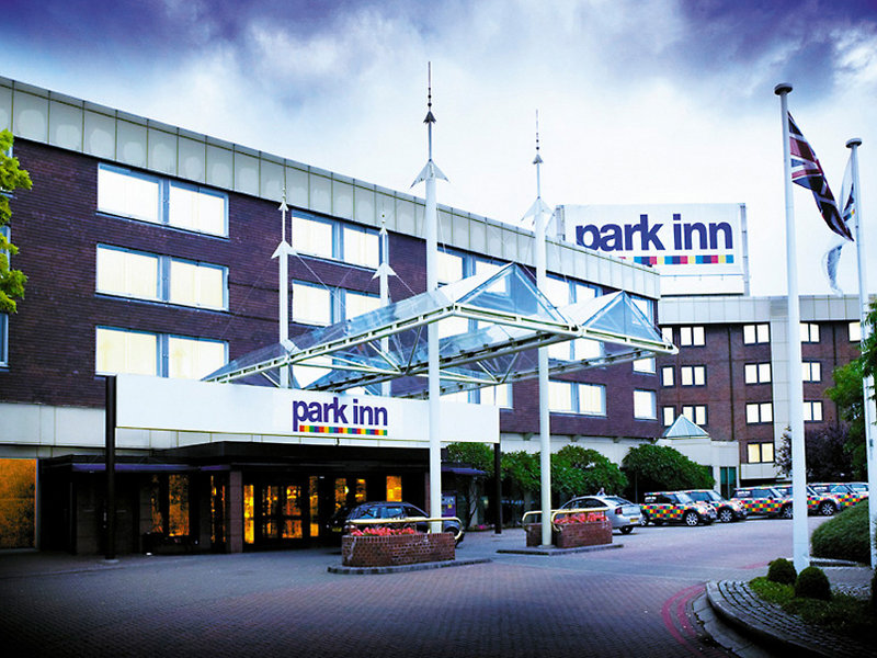 Radisson Hotel & Conference Centre London Heathrow,In Longford (Hillingdon),4 star