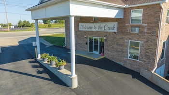 econo lodge inn and suites lake of the ozarks