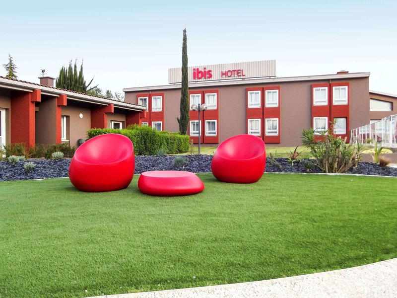 Ibis Montelimar Nord,On A River,3 star