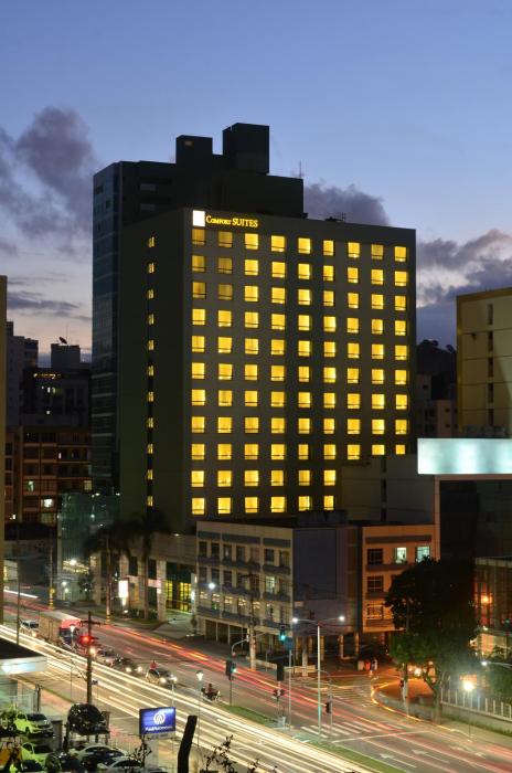 comfort suites vitoria