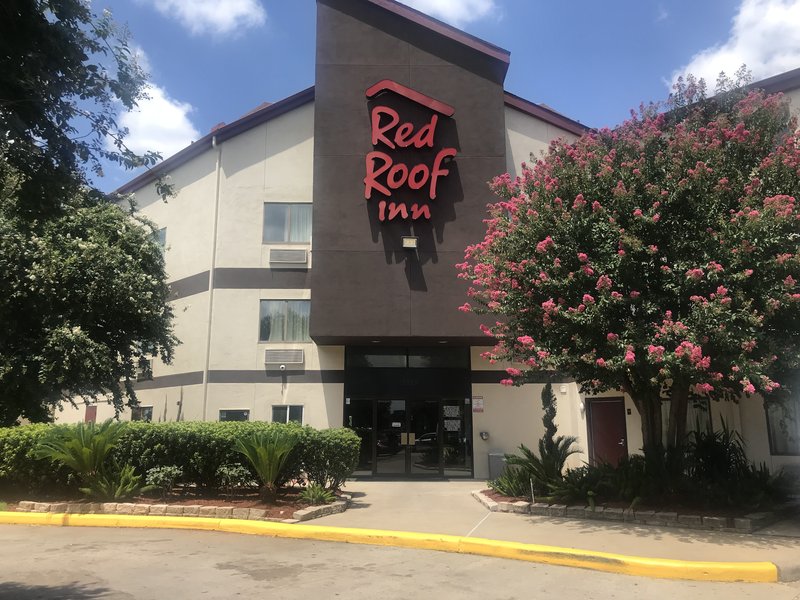red roof inn houston brookhollow