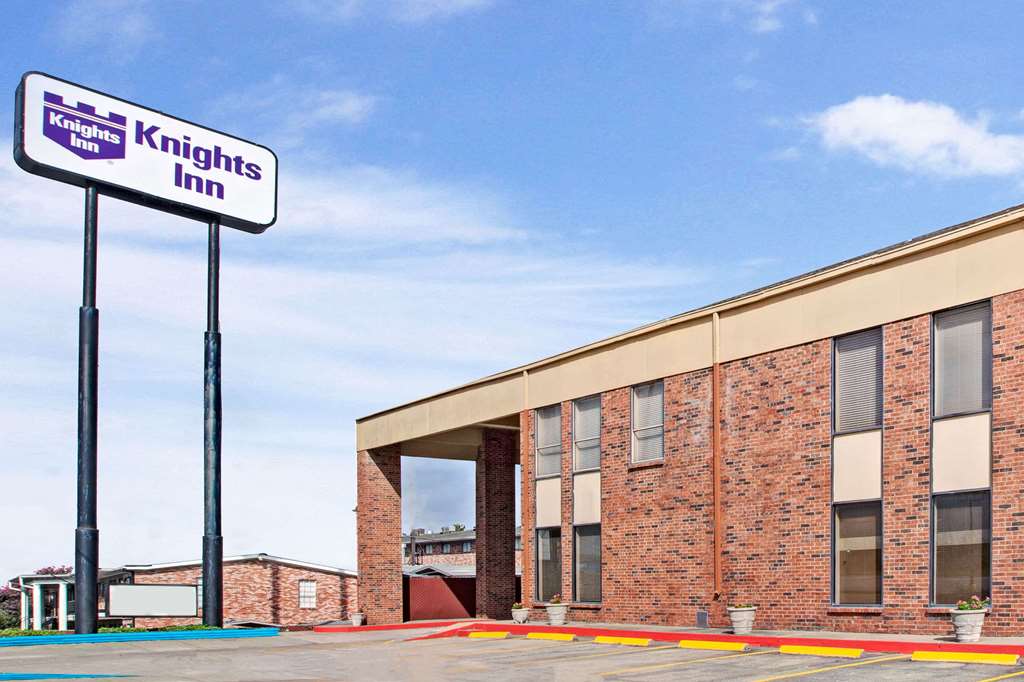 Knights Inn South Houston,Houston County>>Downtown Houston,2 star