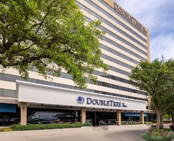 Doubletree By Hilton Houston Medical Center Hotel & Suites,Near Houston Zoo,4 star