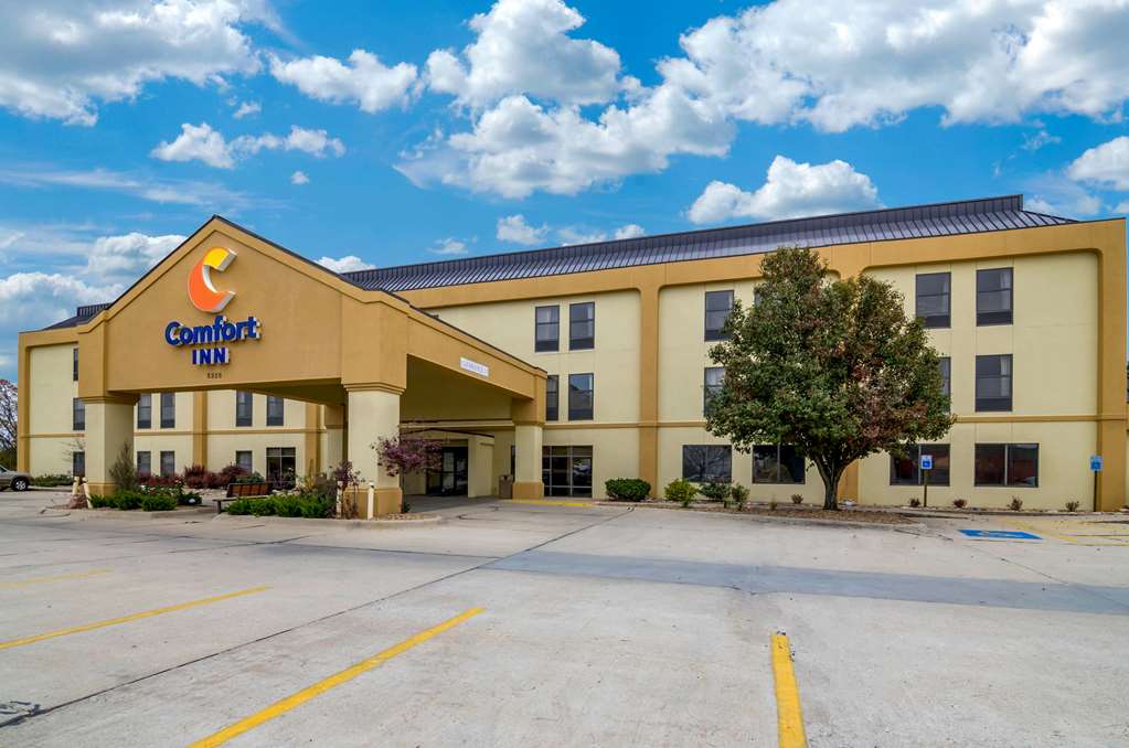 Comfort Inn Ottawa,Franklin>>Emporia,2.5 star